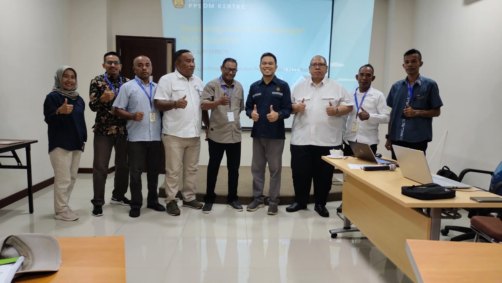 PPSDM KEBTKE Bekerjasama dengan Sekda Provinsi Maluku Utara Laksanakan Pelatihan Teknik Instalasi PLTS Atap